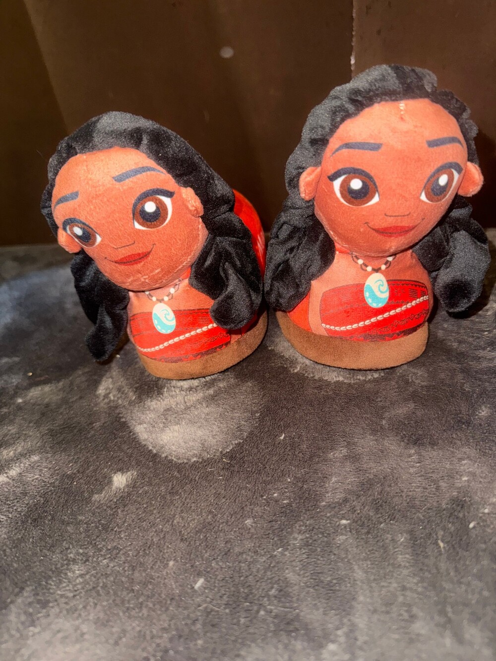 Moana Plush Slippers 7/8 Red Character Soft Non-Slip